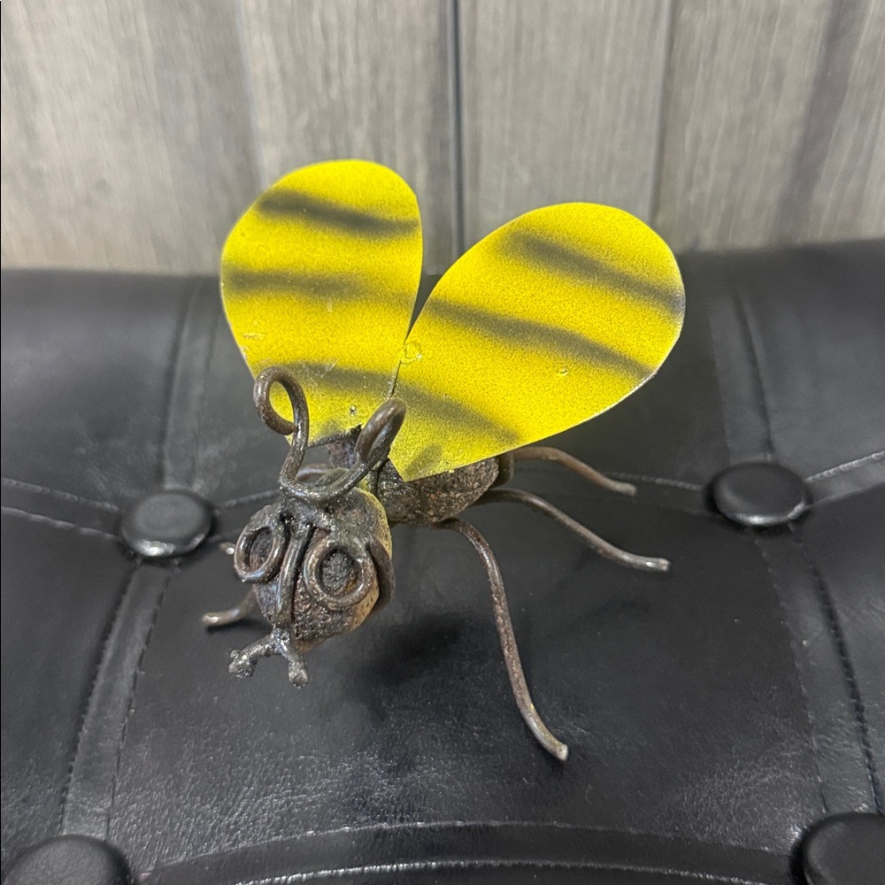 Mini Rock And Bent Metal Honey Bee Yellow And Black Wings Mexicana Art